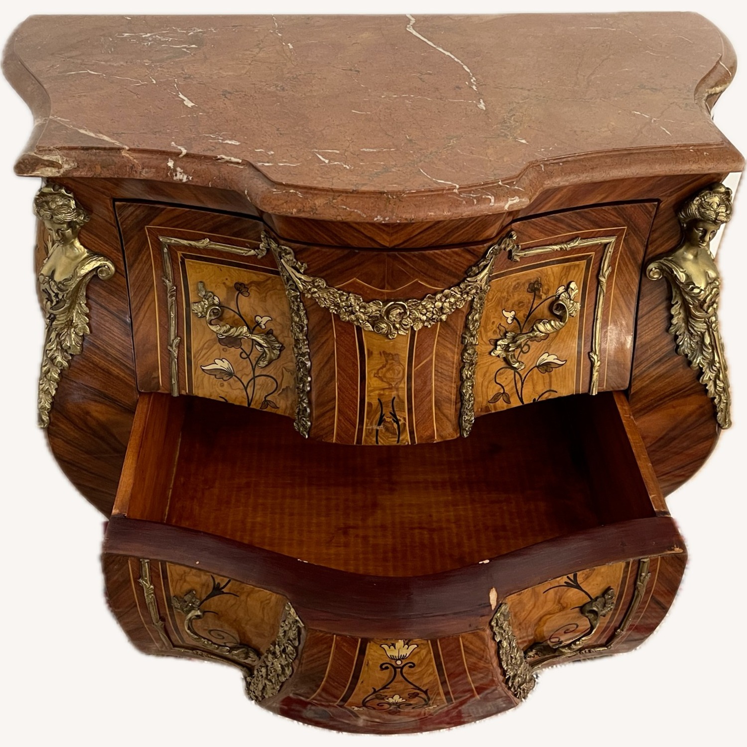 Loui XV Small Bombe Chest - image-4