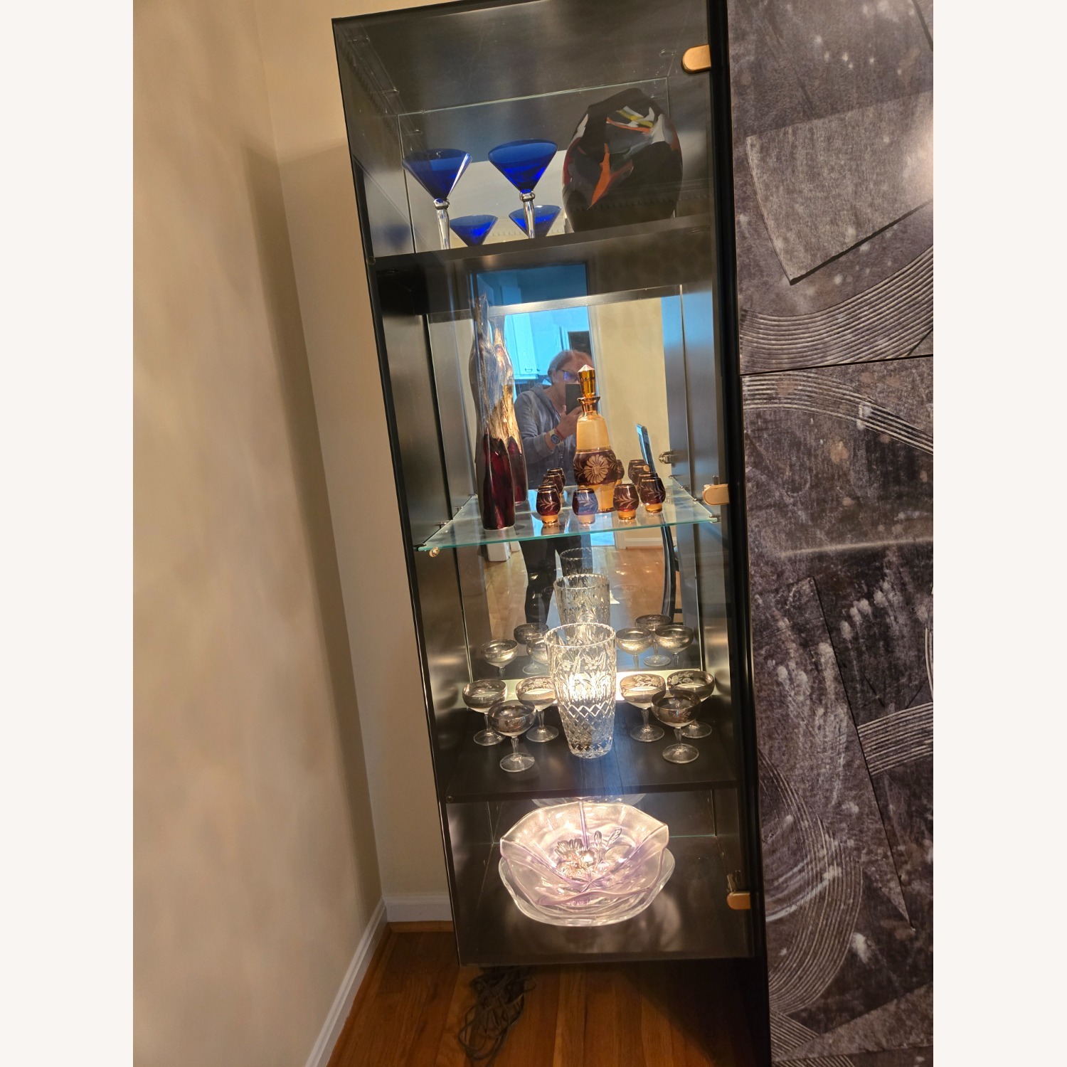 Modern Italian Luxury Wall Unit  - image-6