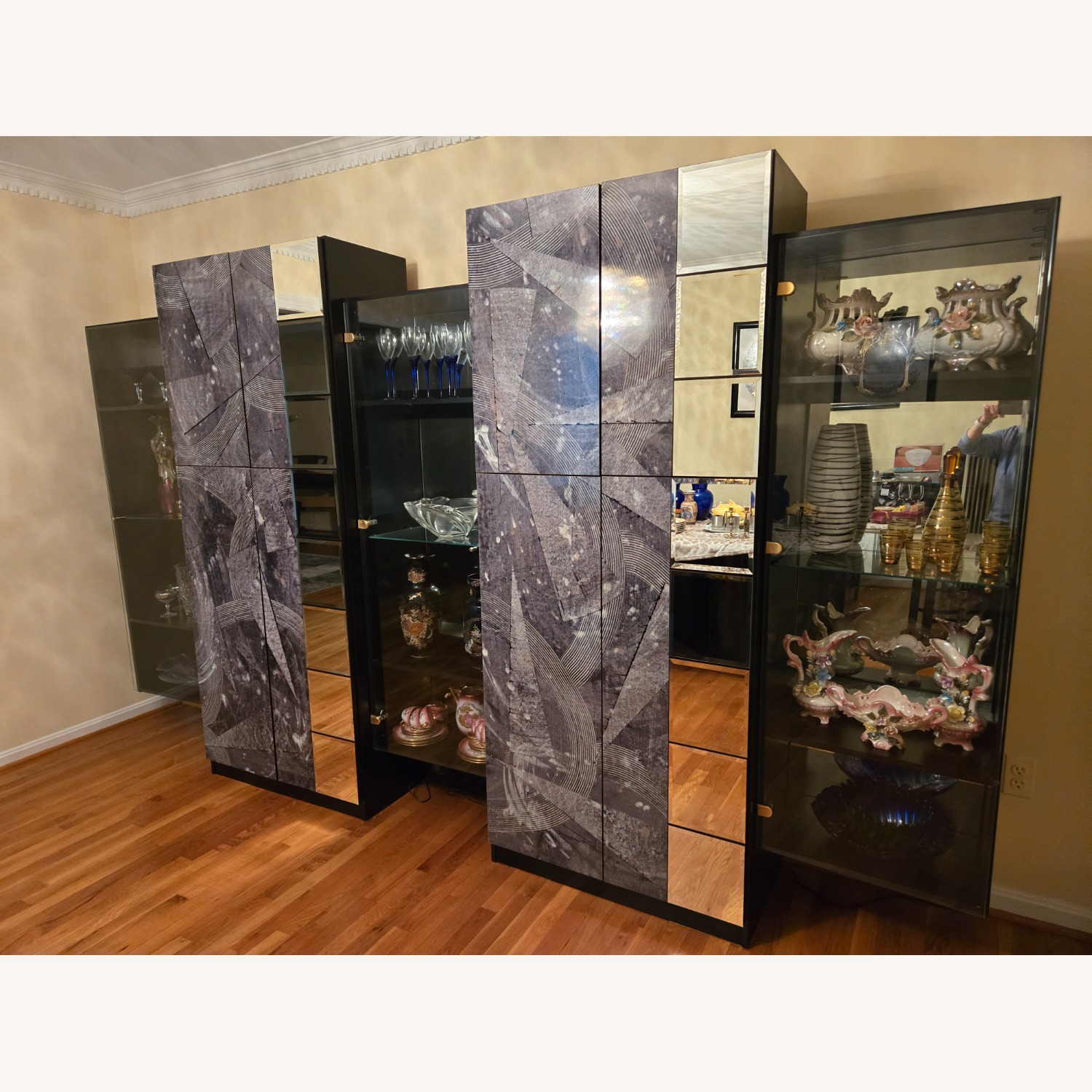 Modern Italian Luxury Wall Unit  - image-2