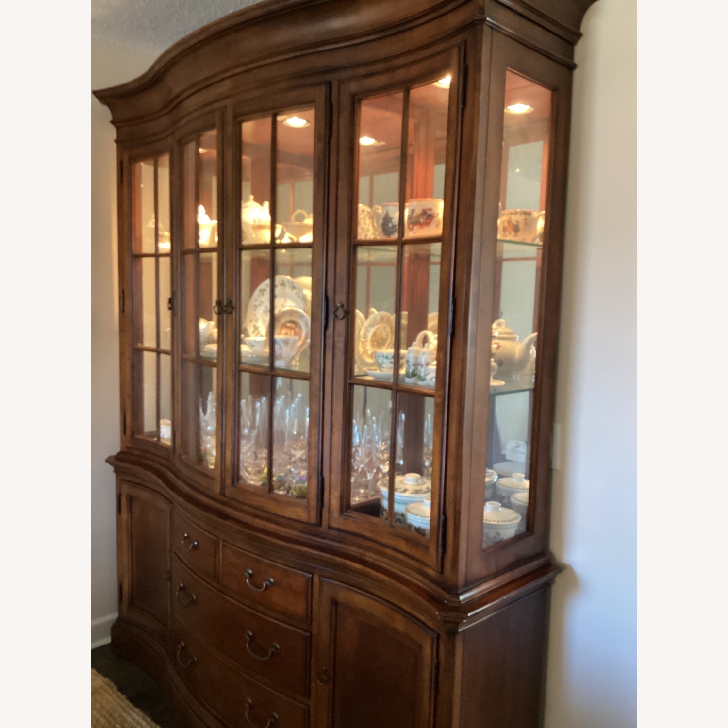 Thomasville Furniture Industries Sideboard - image-3