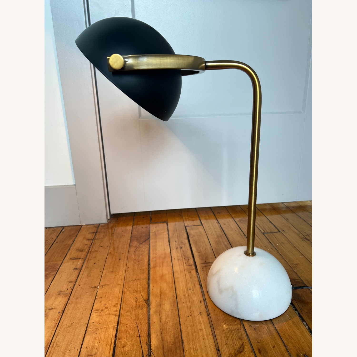Vintage/Antique Black Brass Table Lamp - image-5