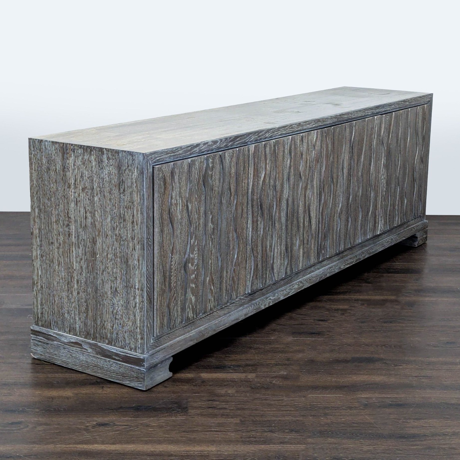 Vanguard Furniture Media Console - image-11