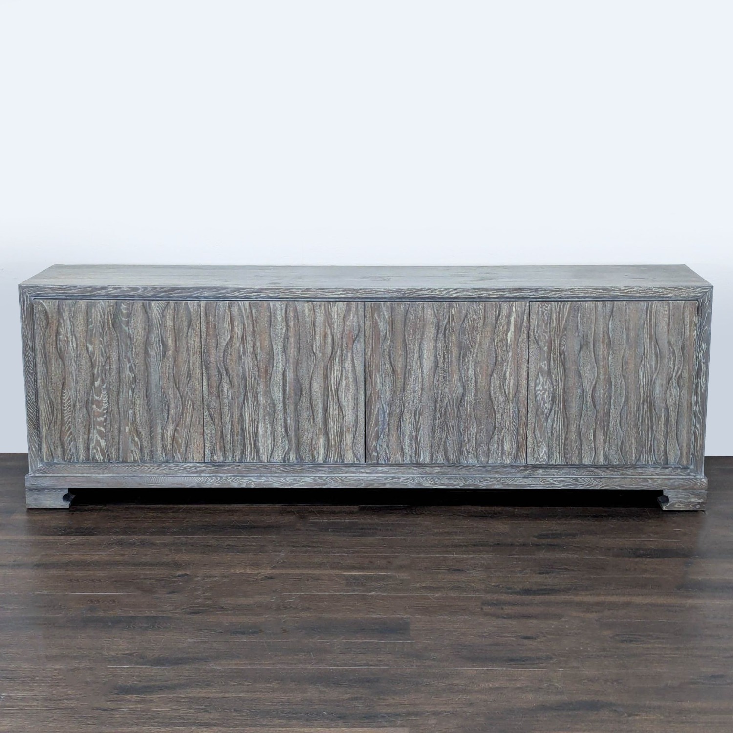 Vanguard Furniture Media Console - image-8