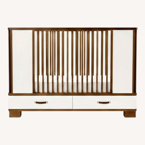 Used DucDuc Morgan Collection White Wood Crib for sale on AptDeco