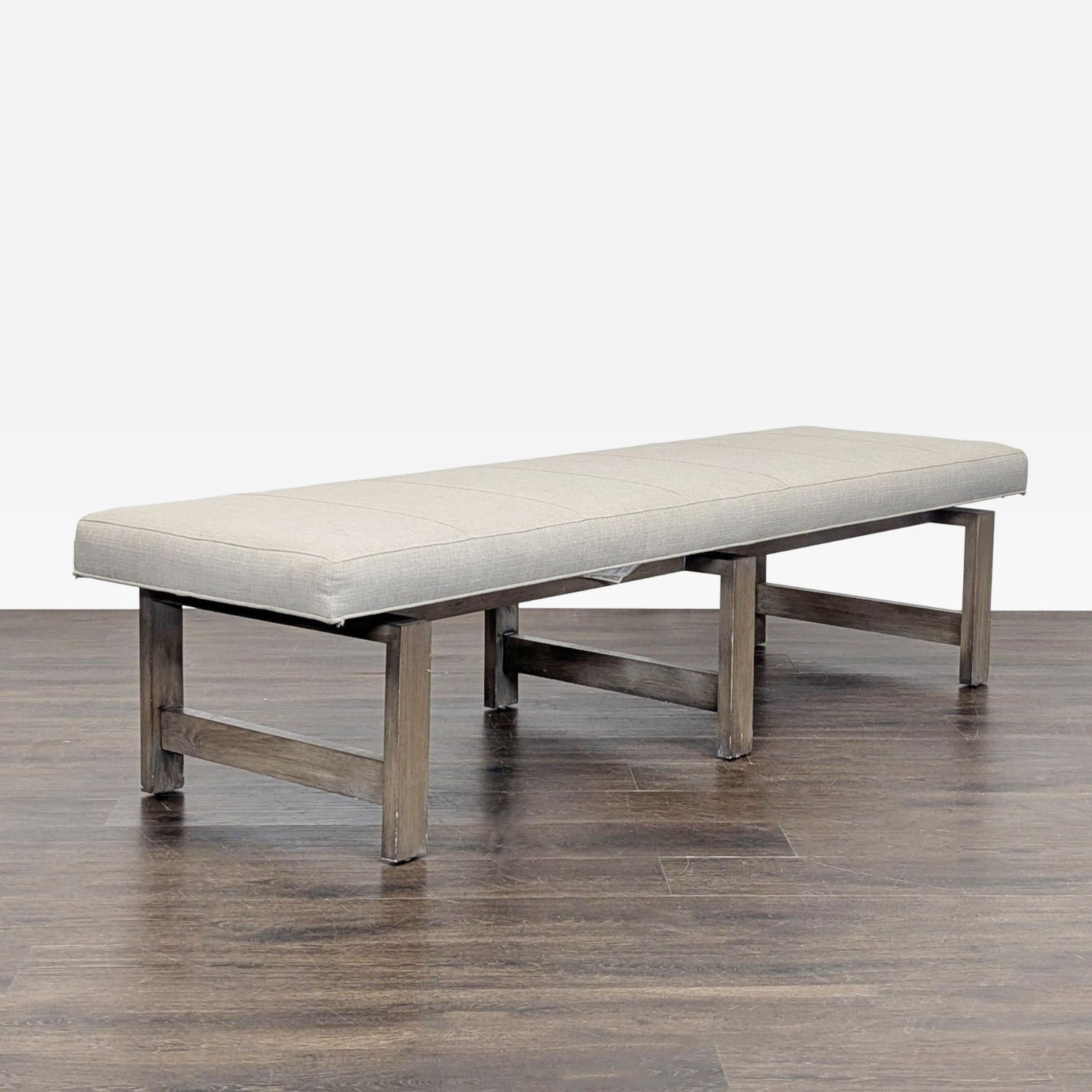 Vanguard Furniture Michael Weiss Bench - image-10