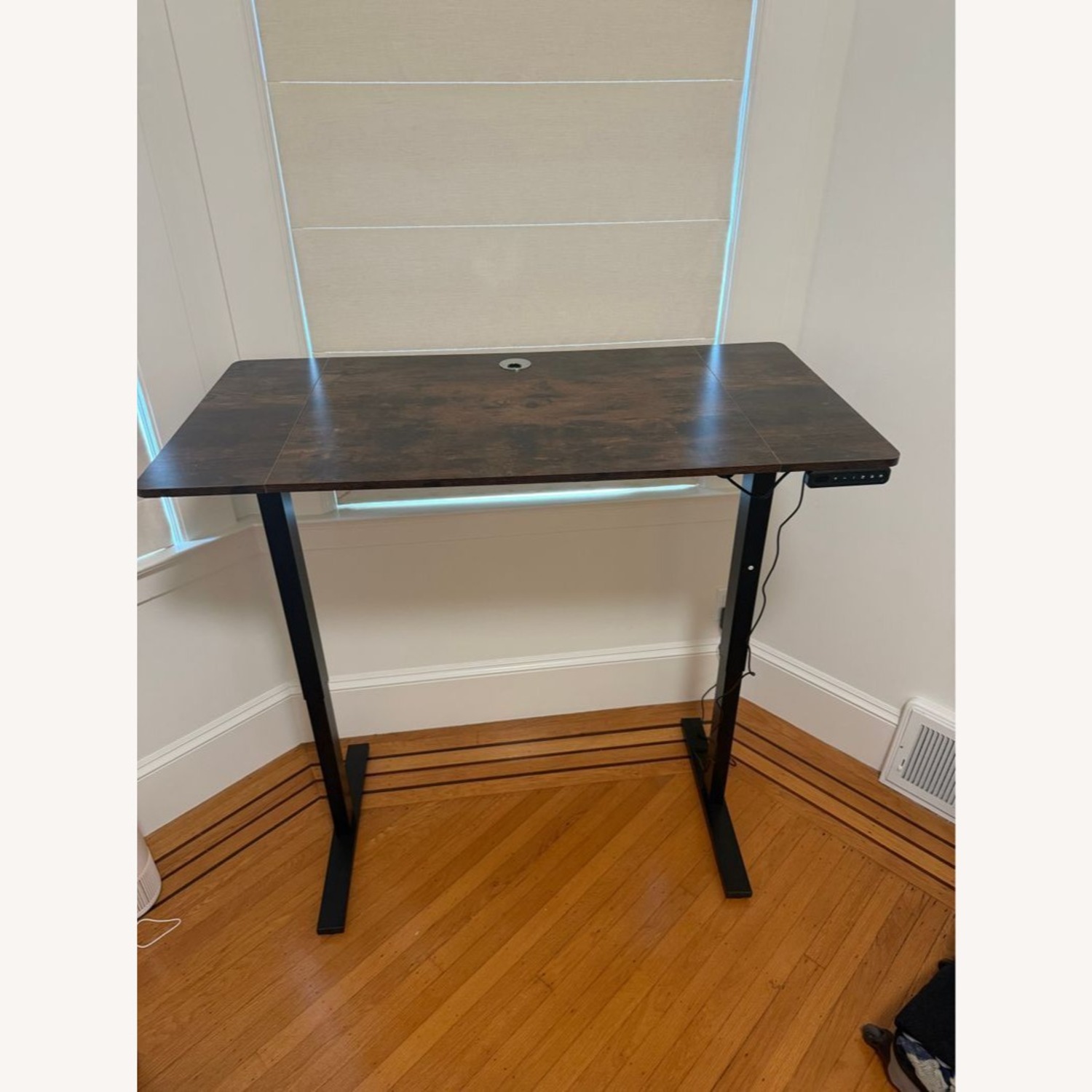 Electric Height Adjustable Standing Desk - image-1