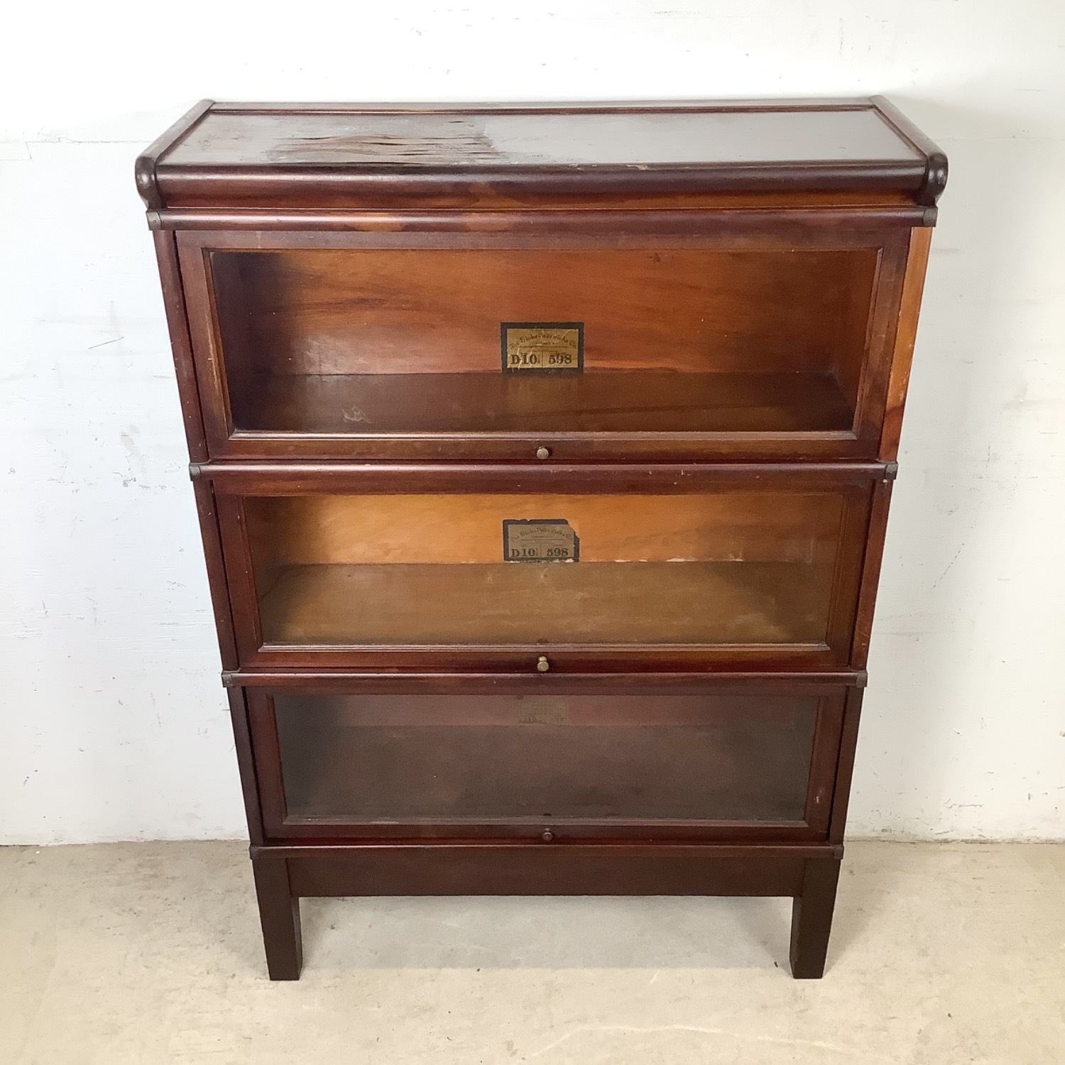 Globe-Wernicke Mahogany Barrister Bookcase - image-2