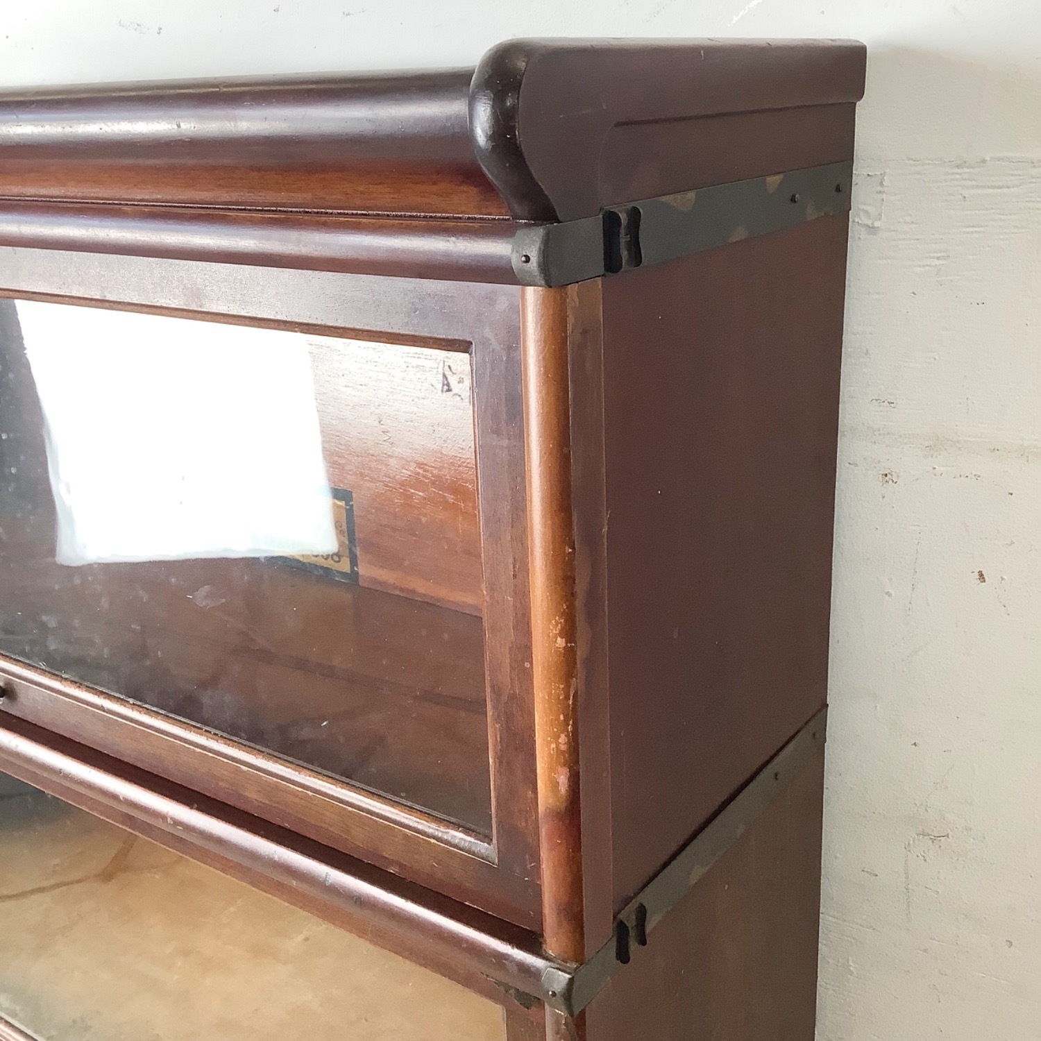 Globe-Wernicke Mahogany Barrister Bookcase - image-16
