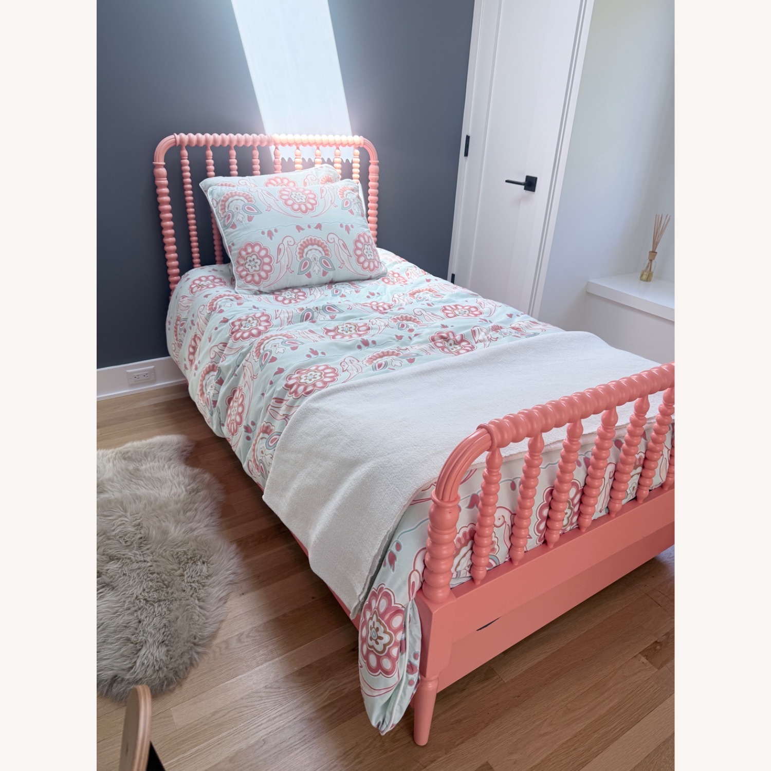 Maine Cottage Trundle Bed - image-5
