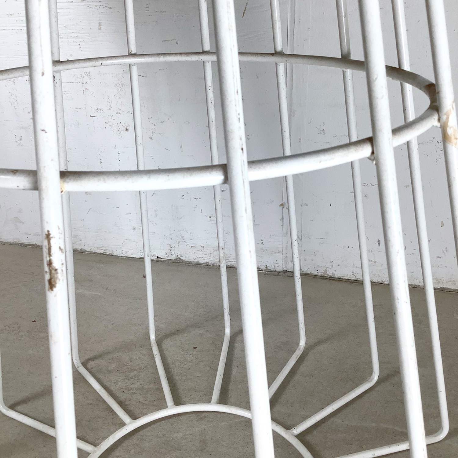 Round White Dining Table with Wire Base - image-11