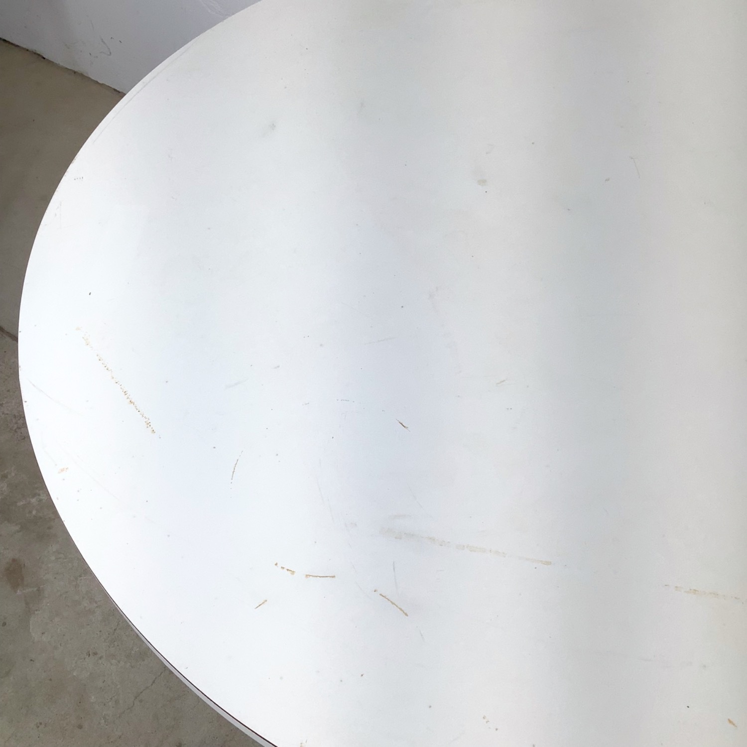 Round White Dining Table with Wire Base - image-6