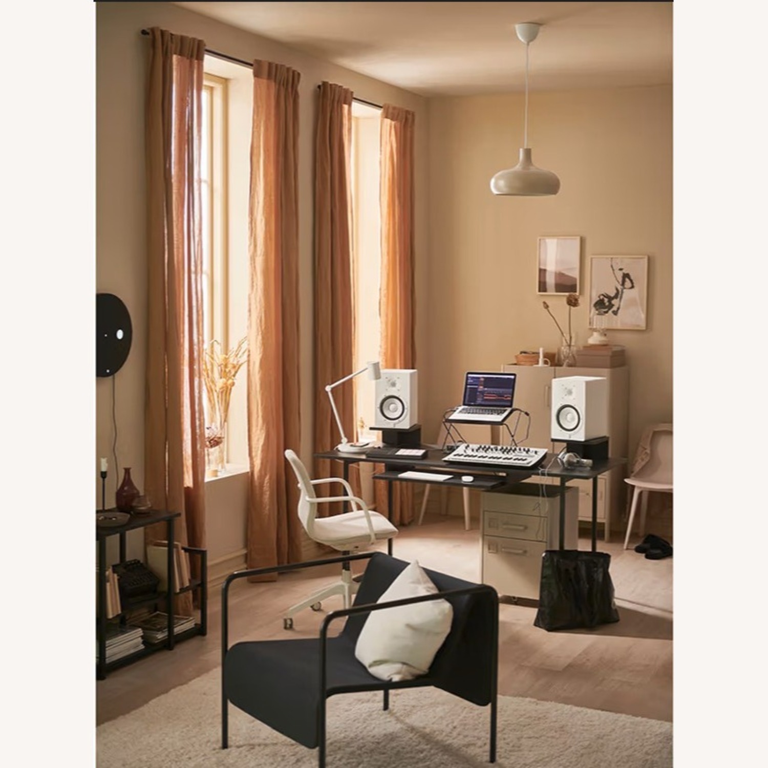 IKEA Obegränsad Black Desk - AptDeco