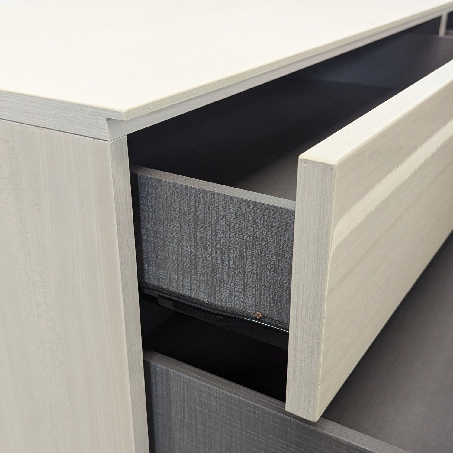 Alf + DaFre Mont Blanc Modern 3-Drawer Dresser - image-5