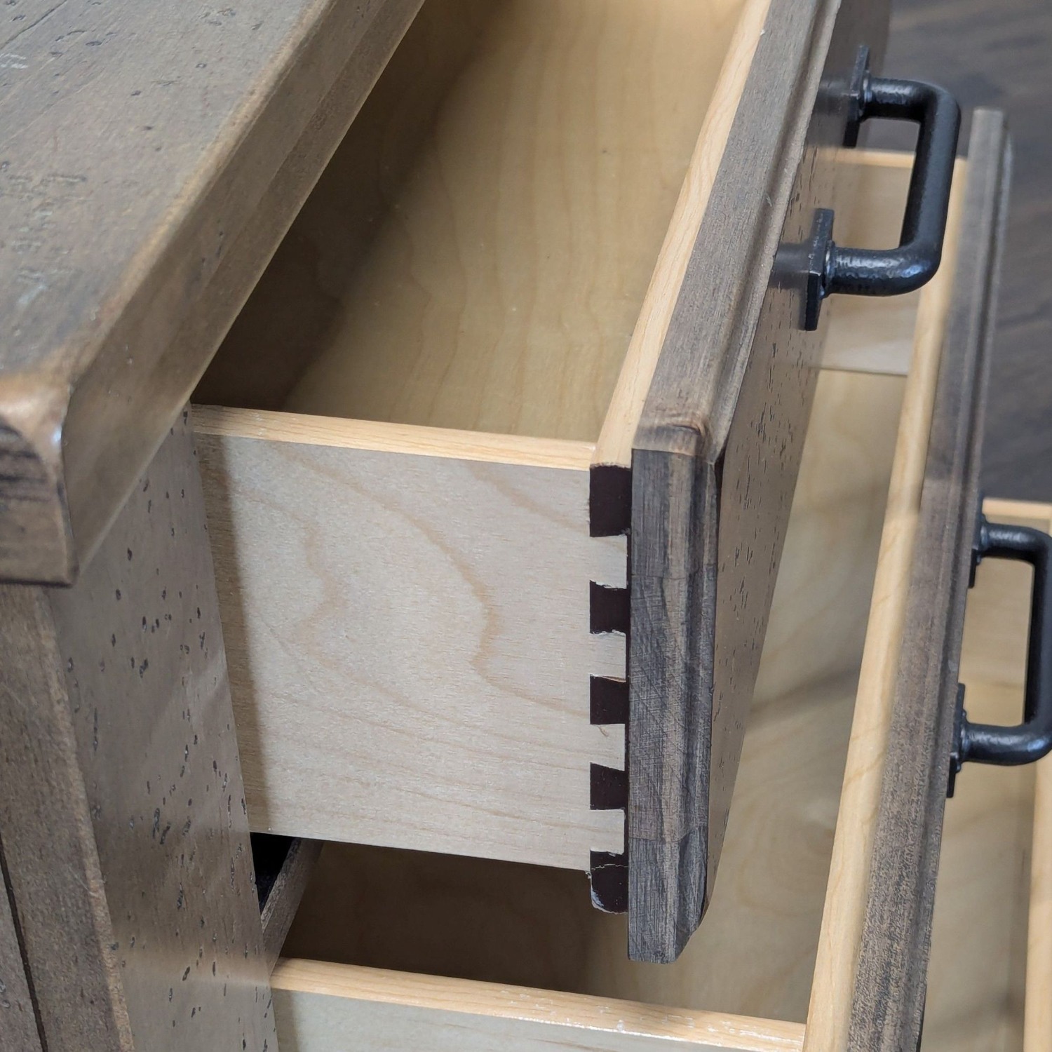 Vaughan Bassett Cool Rustic Clear Maple - image-4