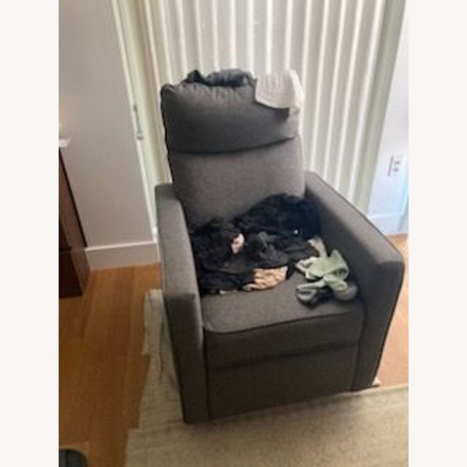 Davinci Gabby Modern Gray Swivel Lounge Chair - image-1