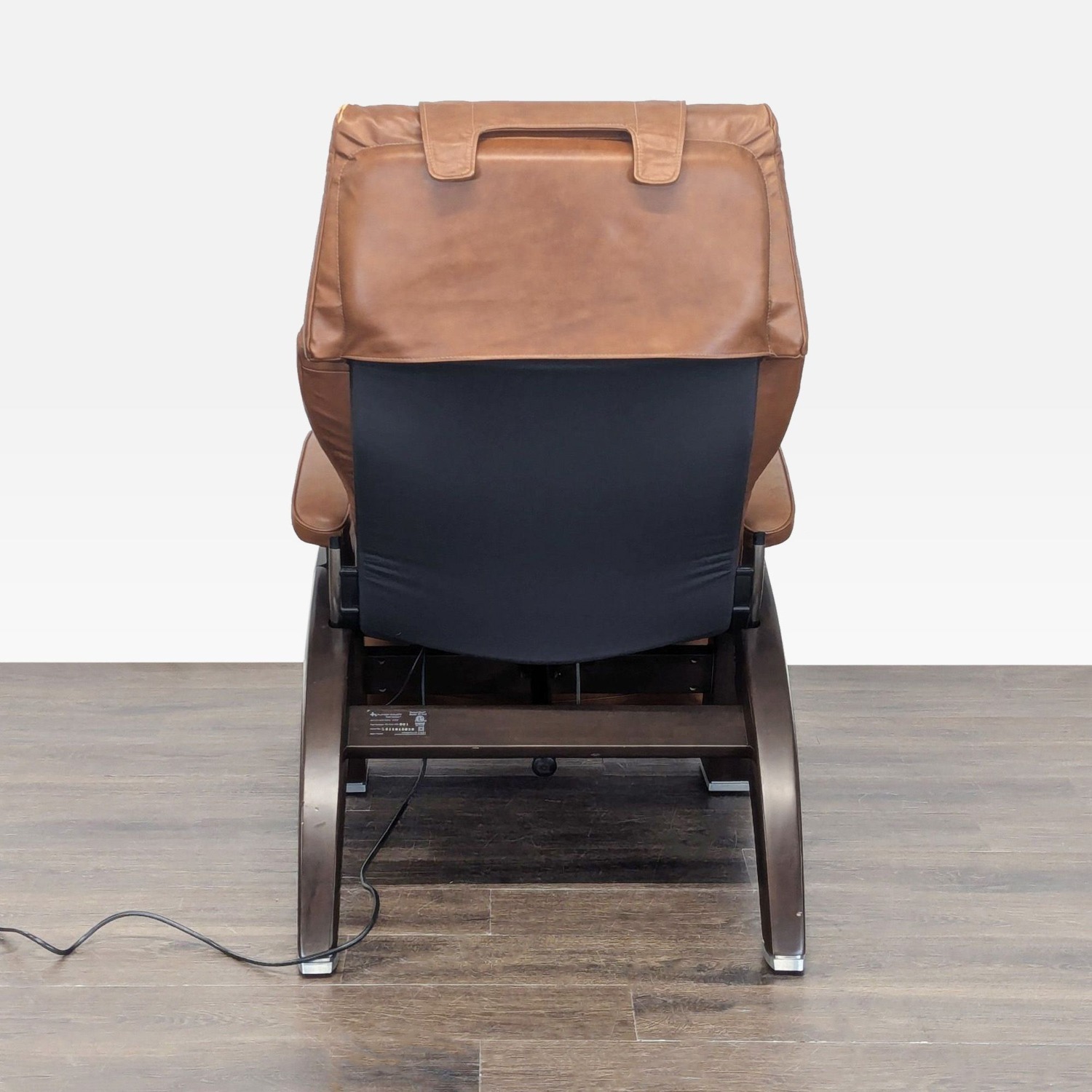 Human Touch PC-510 Brown Leather Electric Zero - image-6
