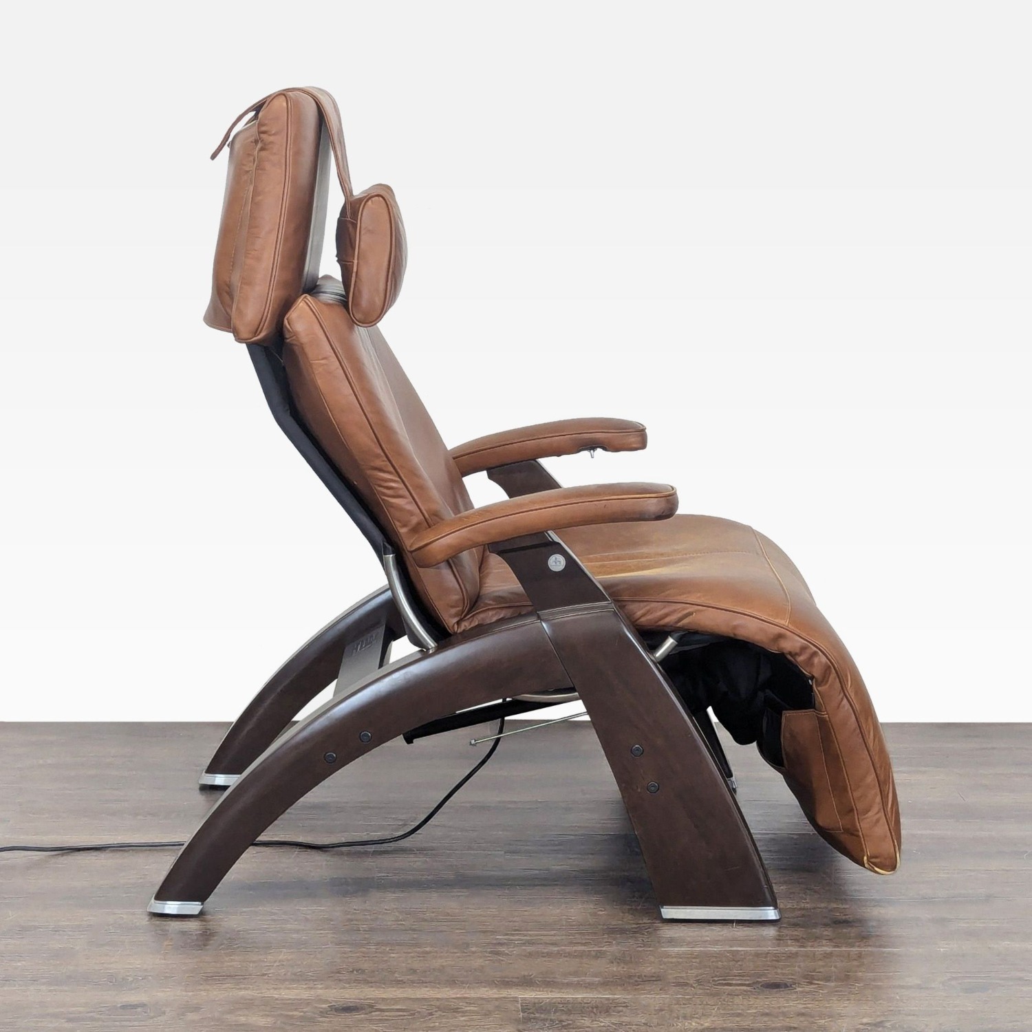 Human Touch PC-510 Brown Leather Electric Zero - image-7