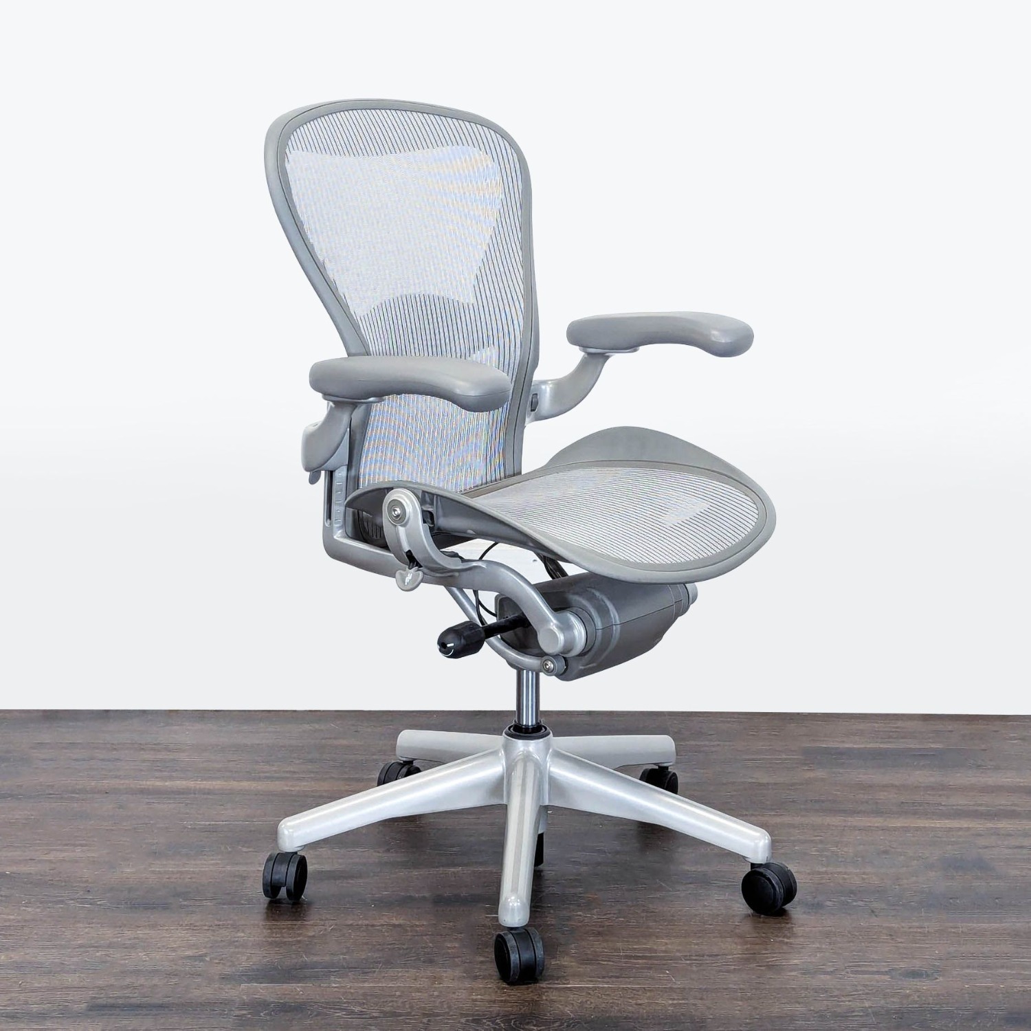 Herman Miller Aeron Ergonomic Office Chair  - image-8