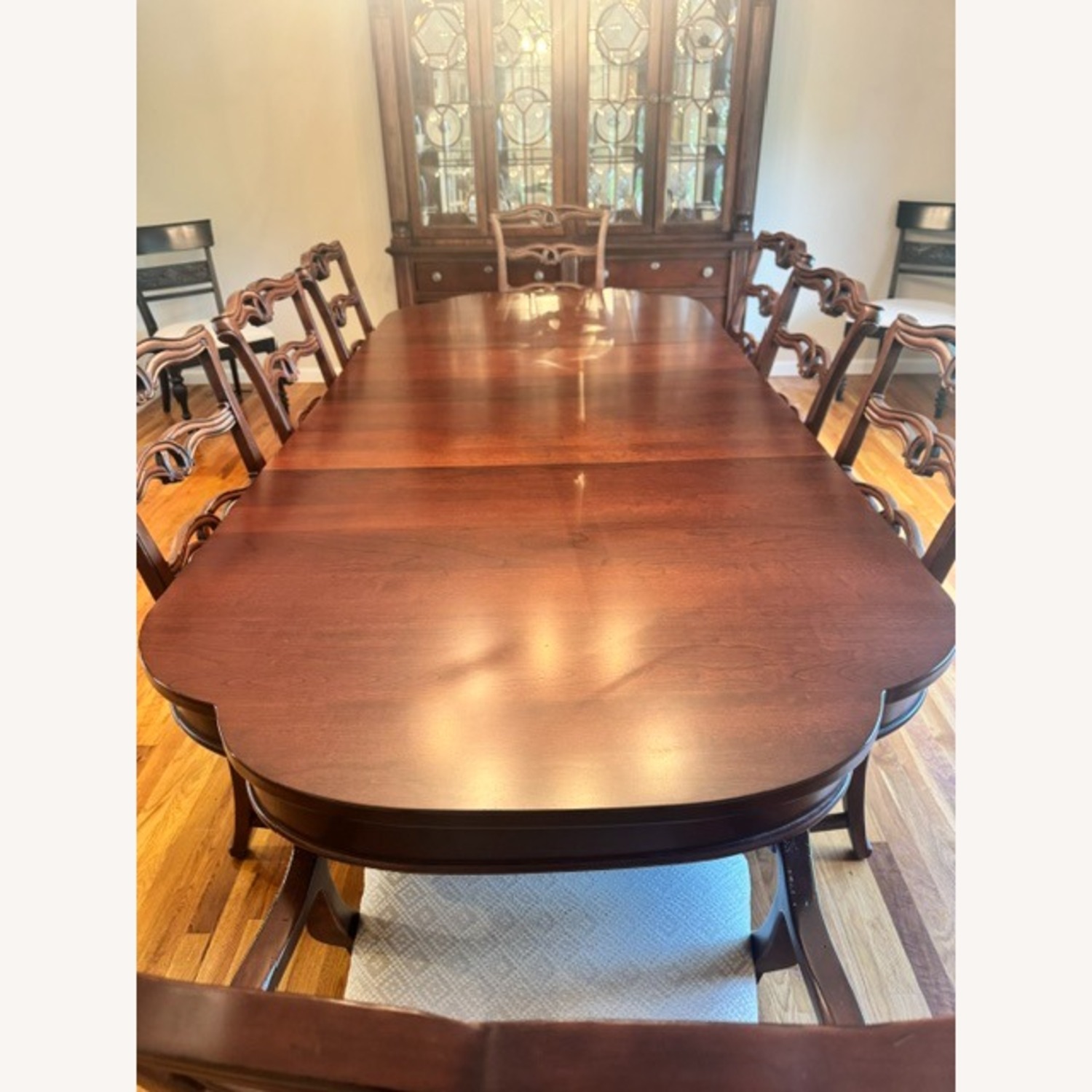 Broyhilll Charlestowne Square Dining Table - image-2