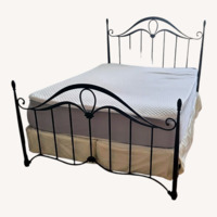 Bob's Discount Furniture Black Metal Queen Bed