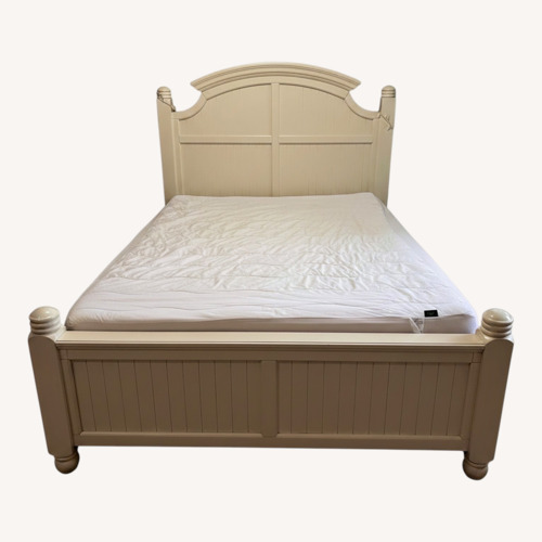 Used White Wood Queen Bed Frame for sale on AptDeco