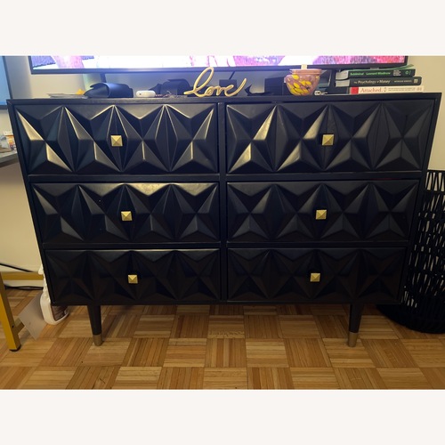 Used Wayfair Bethli 50” W 6 Drawer Dresser for sale on AptDeco