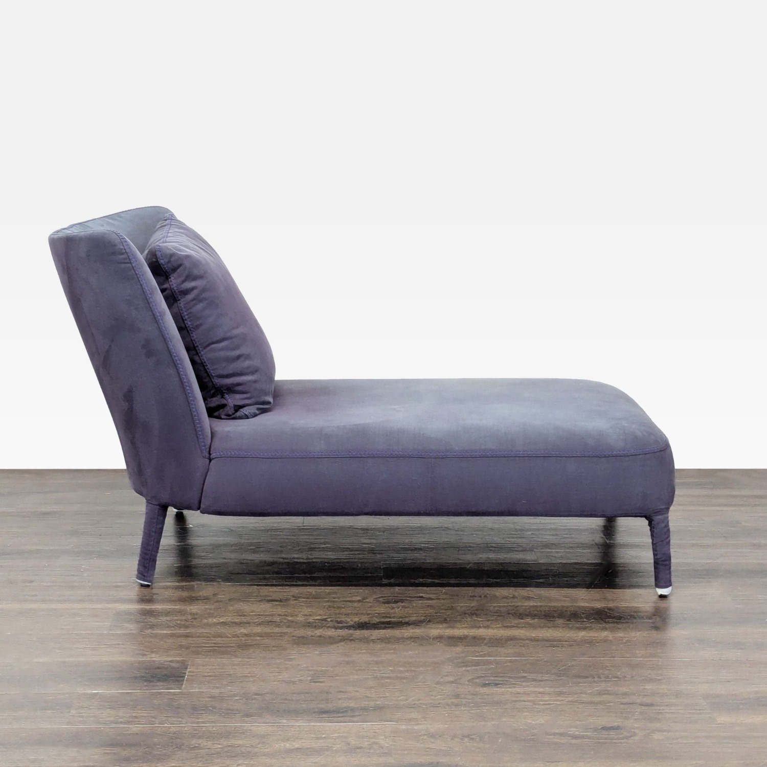 Maxalto Febo Upholstered Chaise Lounge - image-8