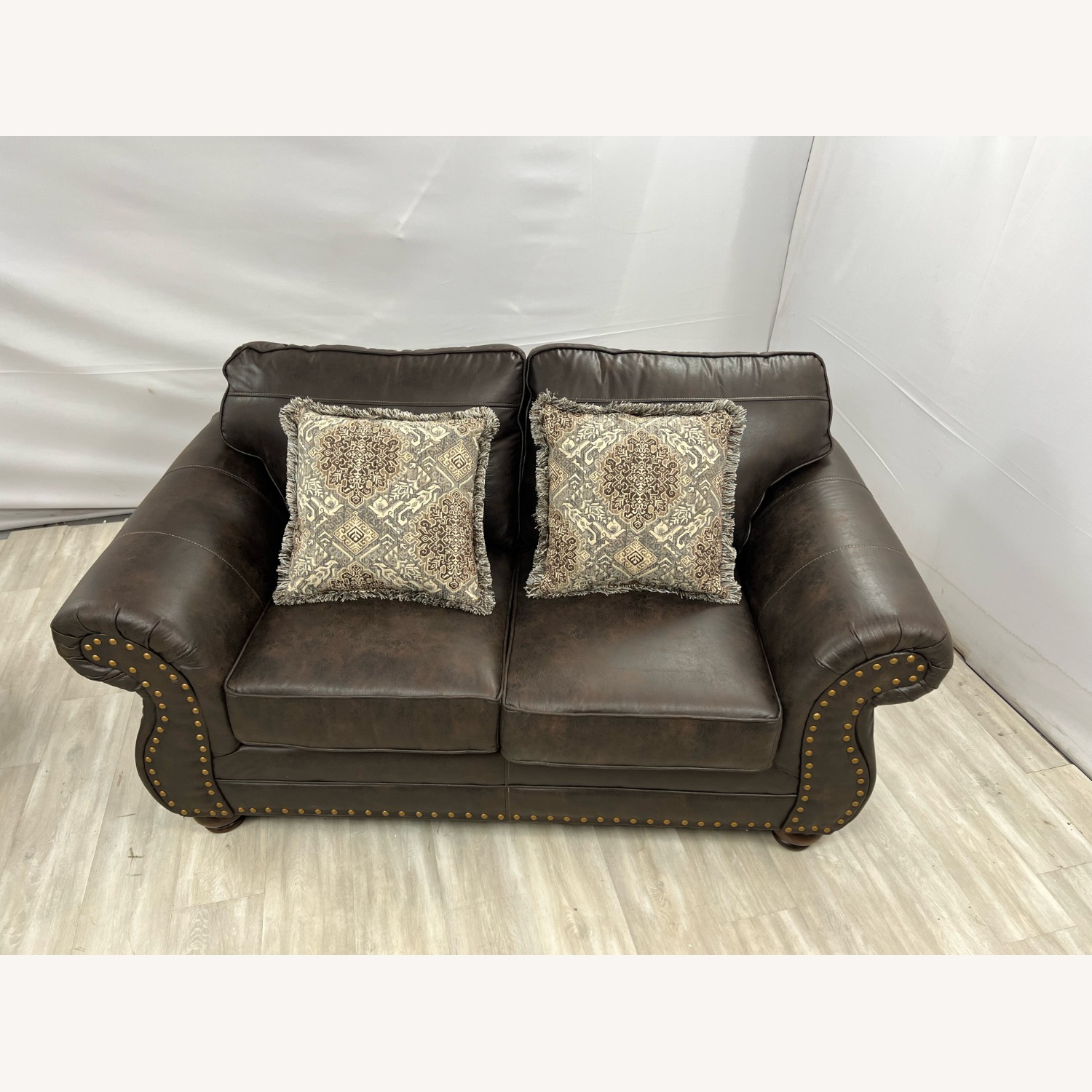 Roundhill Leinster Dark Brown Leather Loveseat - image-7