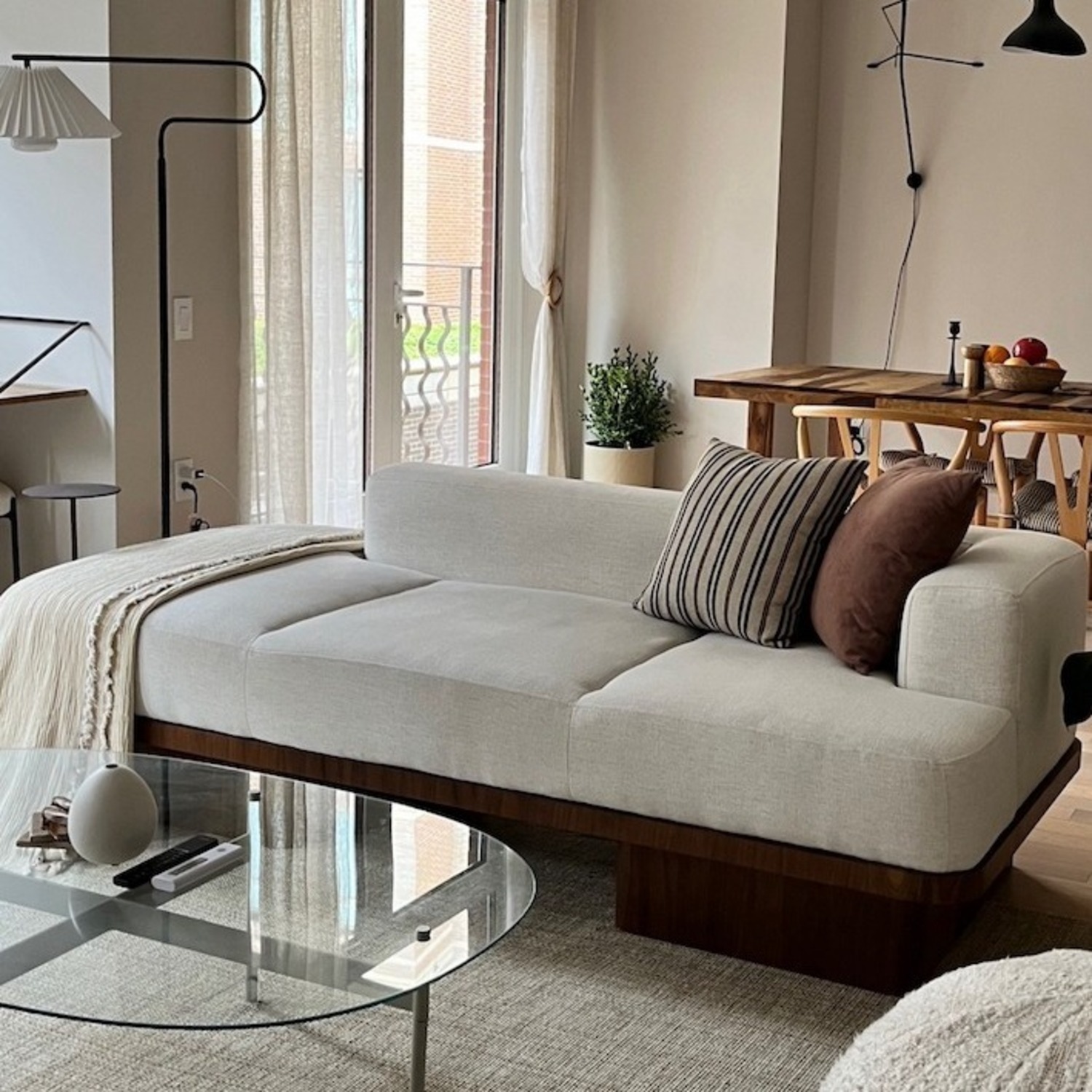 CB2 Serafin Daybed - image-4