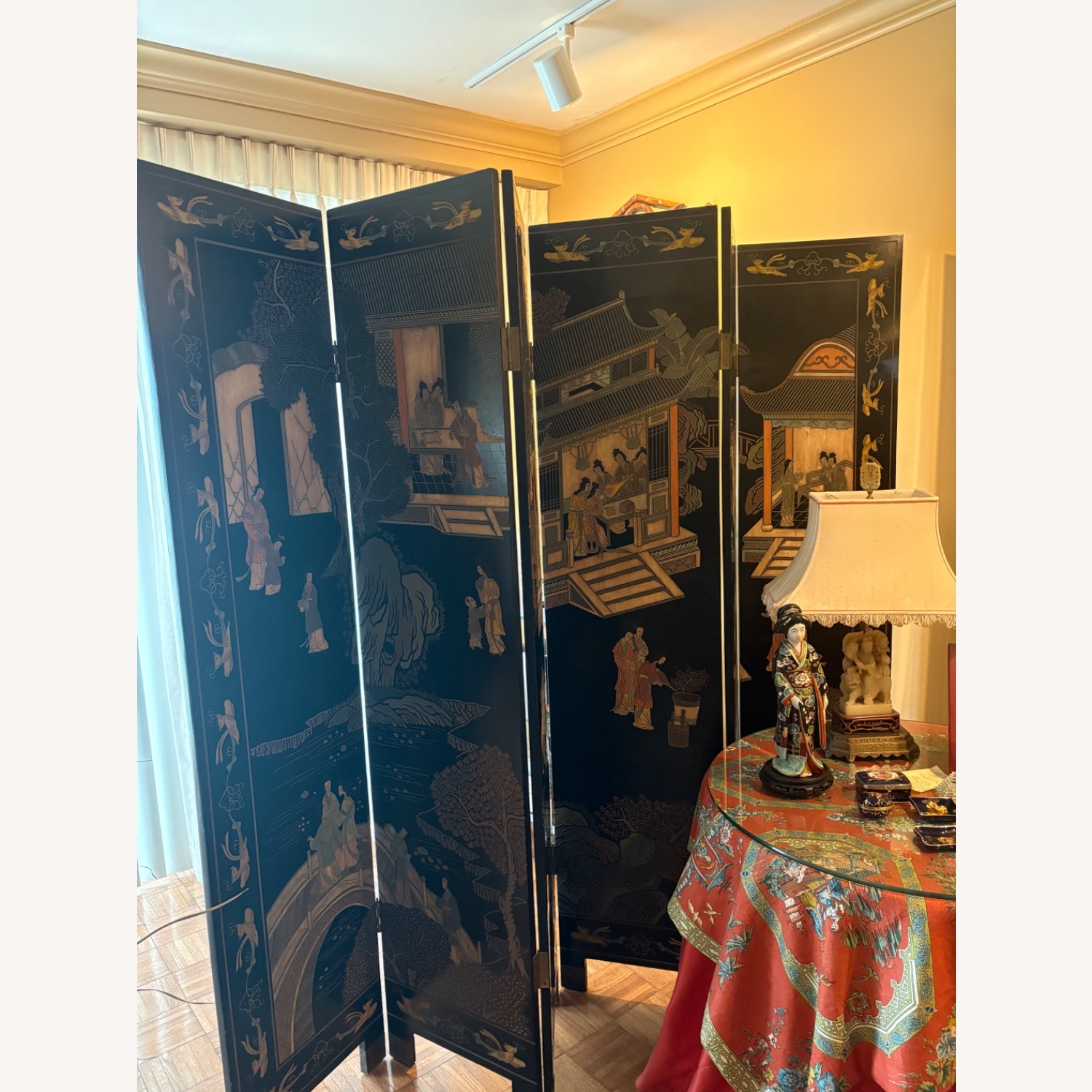 Vintage 6-Panel Black Lacquer Room Divider - image-2