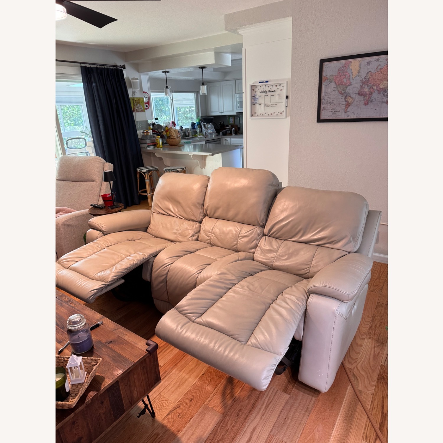 La-Z-Boy Natural 3+ Seater Sofa - image-4
