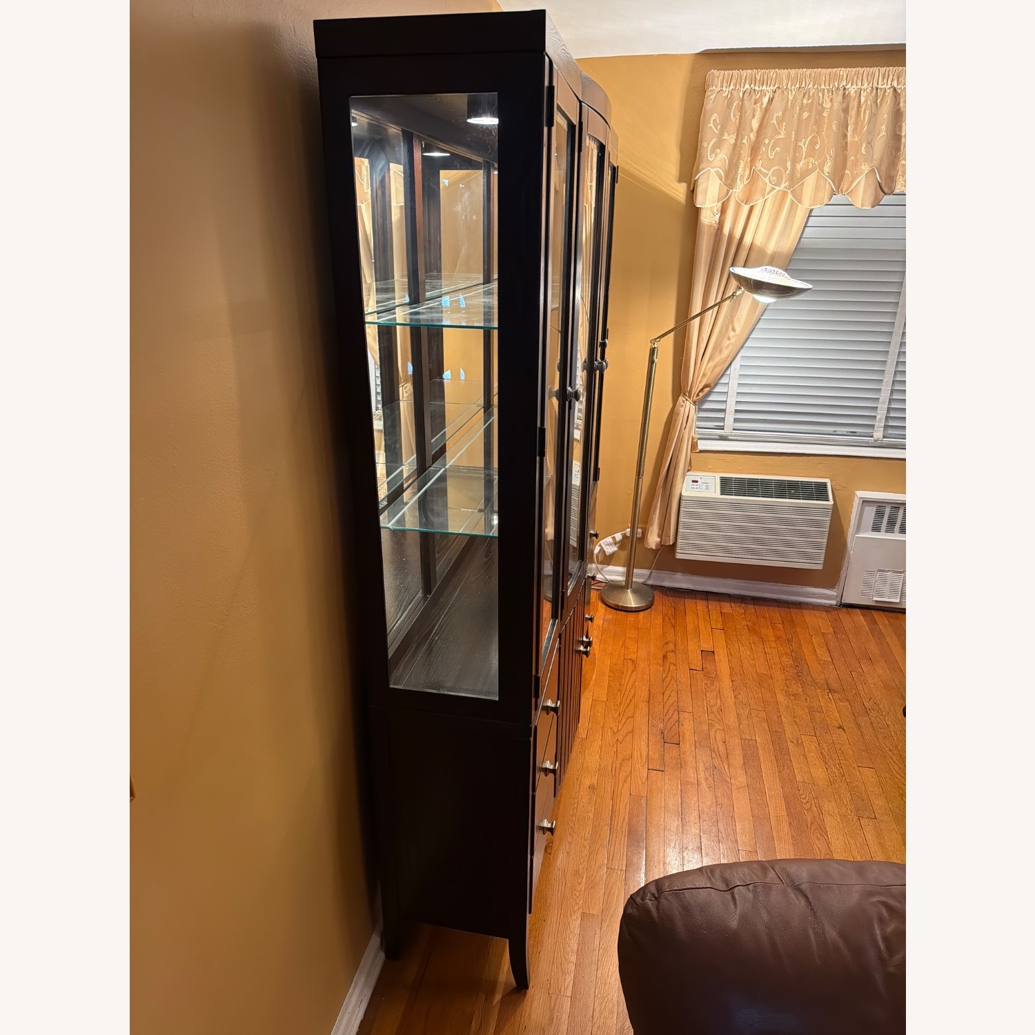 Stanley Furniture Natural Wall Unit - image-2