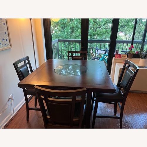 Used Dining Room Table for sale on AptDeco
