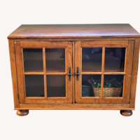 Broyhill Heirloom Media/Book Case