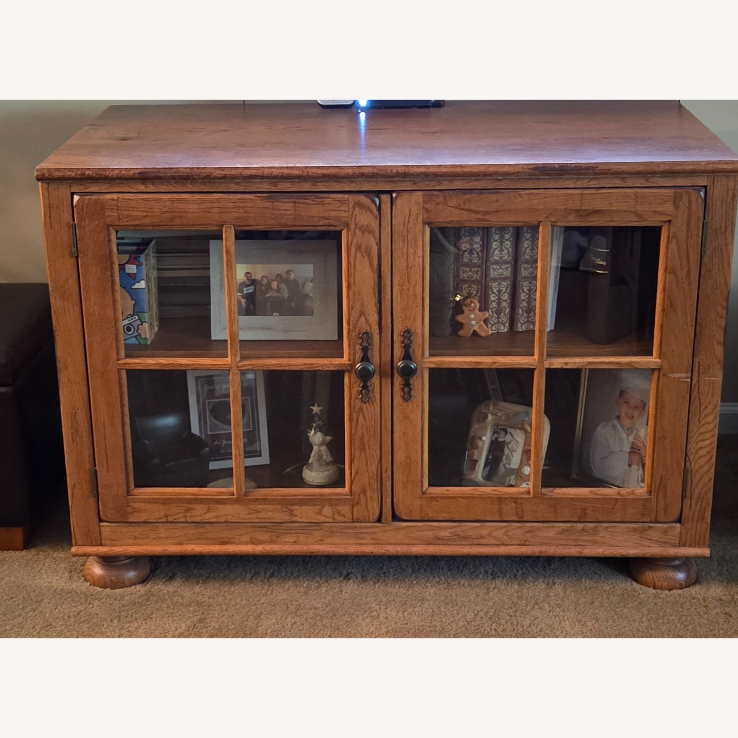 Broyhill Heirloom Media/Book Case - image-1
