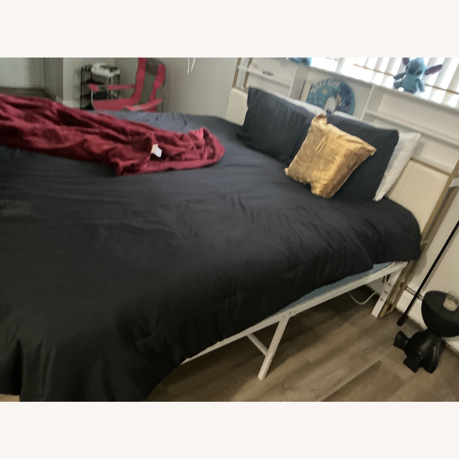 King Bed  - image-3