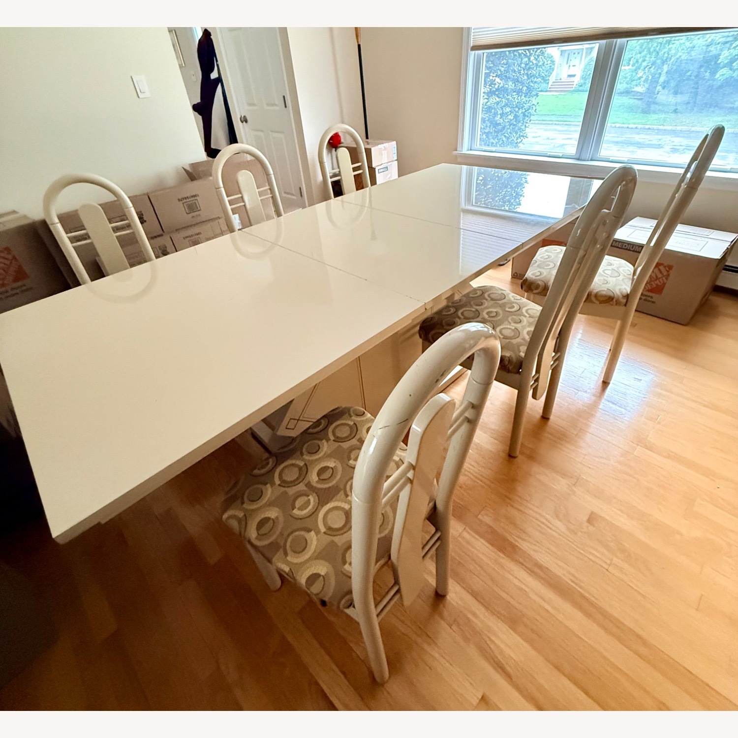 Lacquer Dining Table and 6 Chairs - image-2