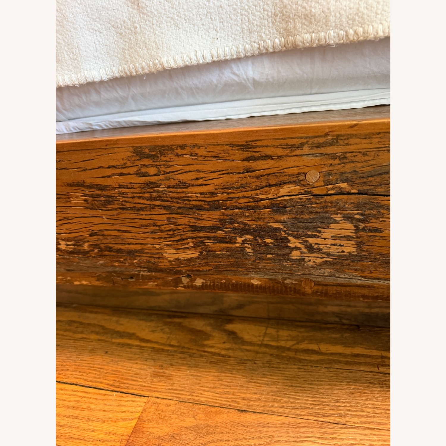Environment Furniture Queen Size Beam Bed - image-3