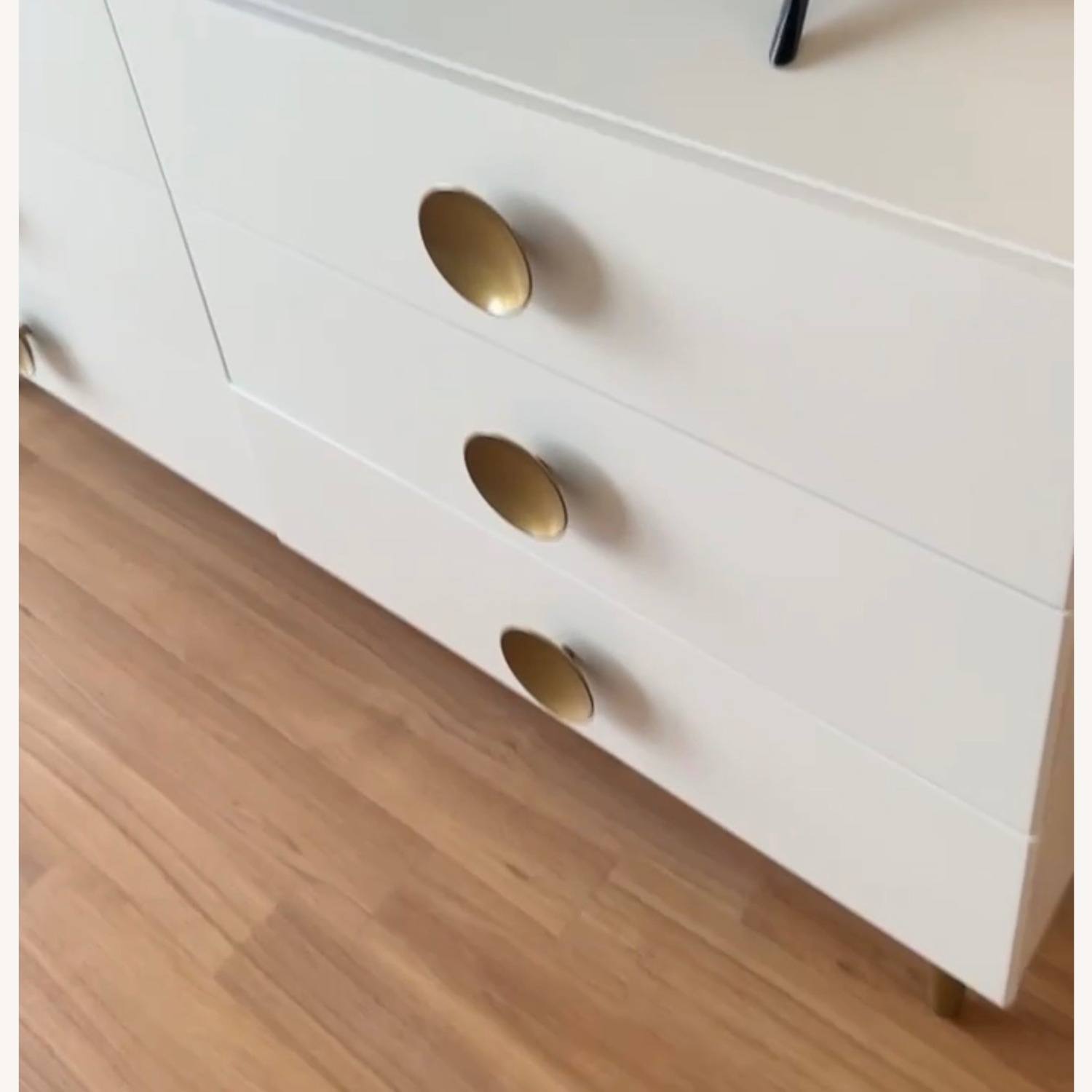 Zayne Wood Veneer White Wood Dresser - image-3