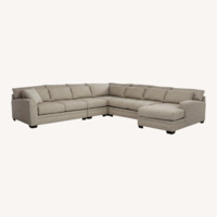 Raymour & Flanigan Light Gray Easton 5-pc. Sectional