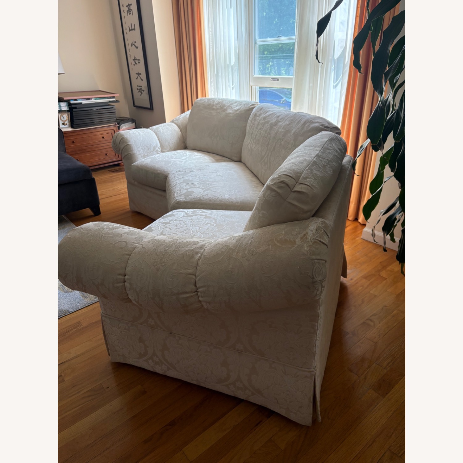 Raymour & Flanigan White 3+ Seater Sofa - image-2