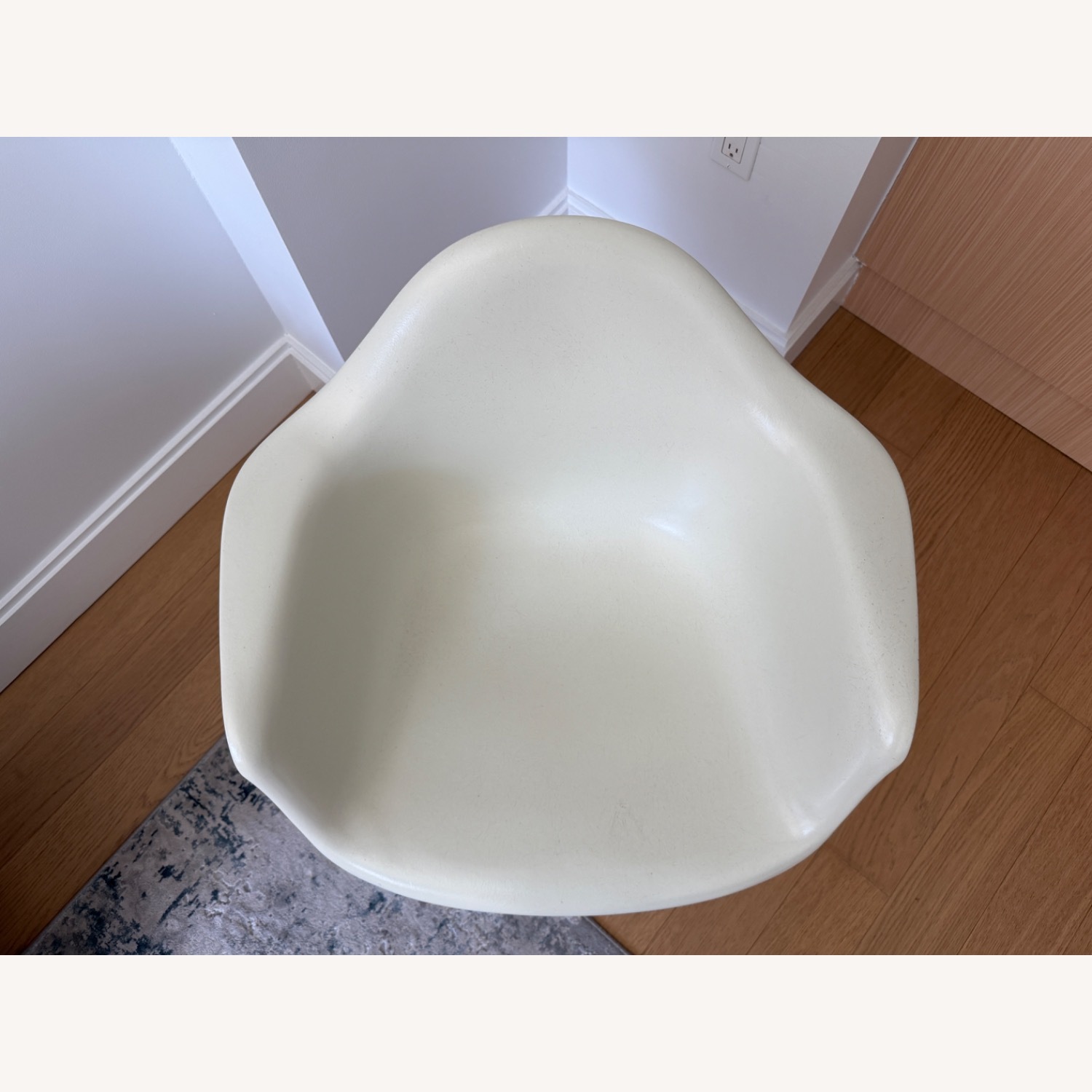 Herman Miller Eames Shell Fiberglass Chair - image-3