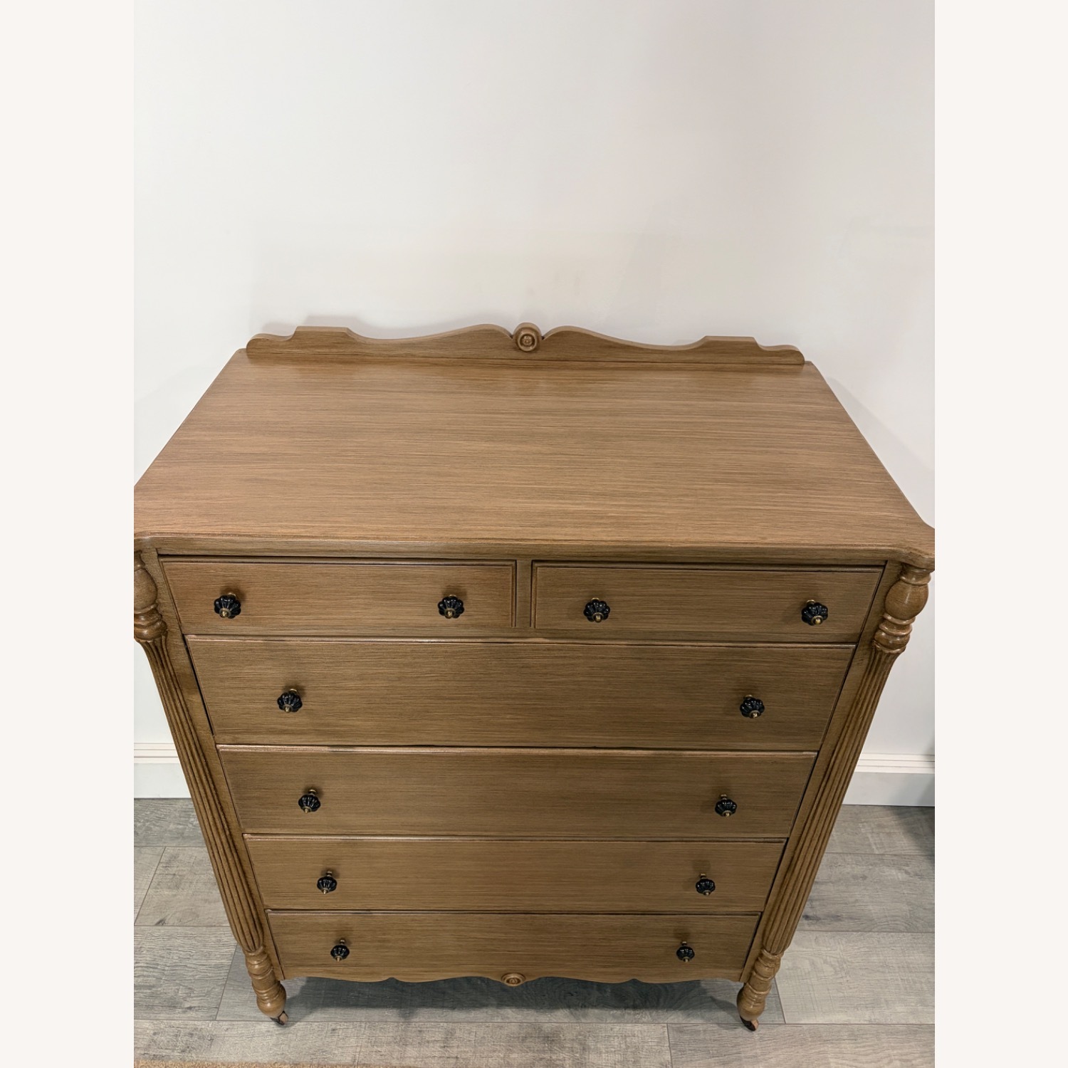 Vintage/Antique Dresser - image-5