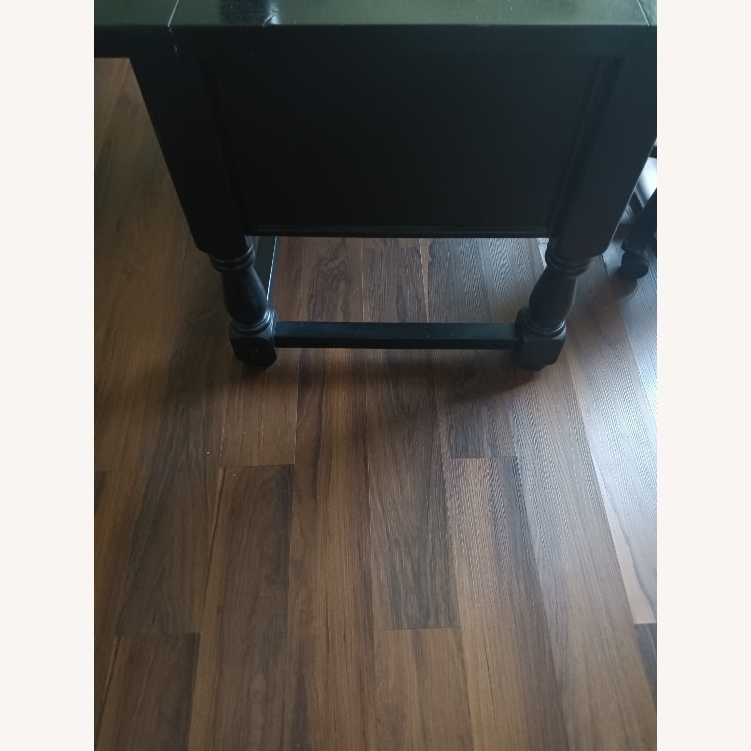 Black Desk - image-3