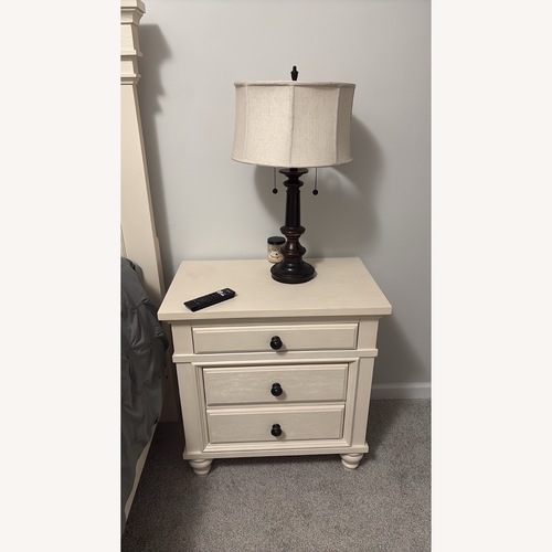 Used Contemporary Nightstand for sale on AptDeco