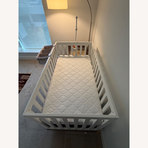 Used Premium Oeuf Classic Crib for sale on AptDeco