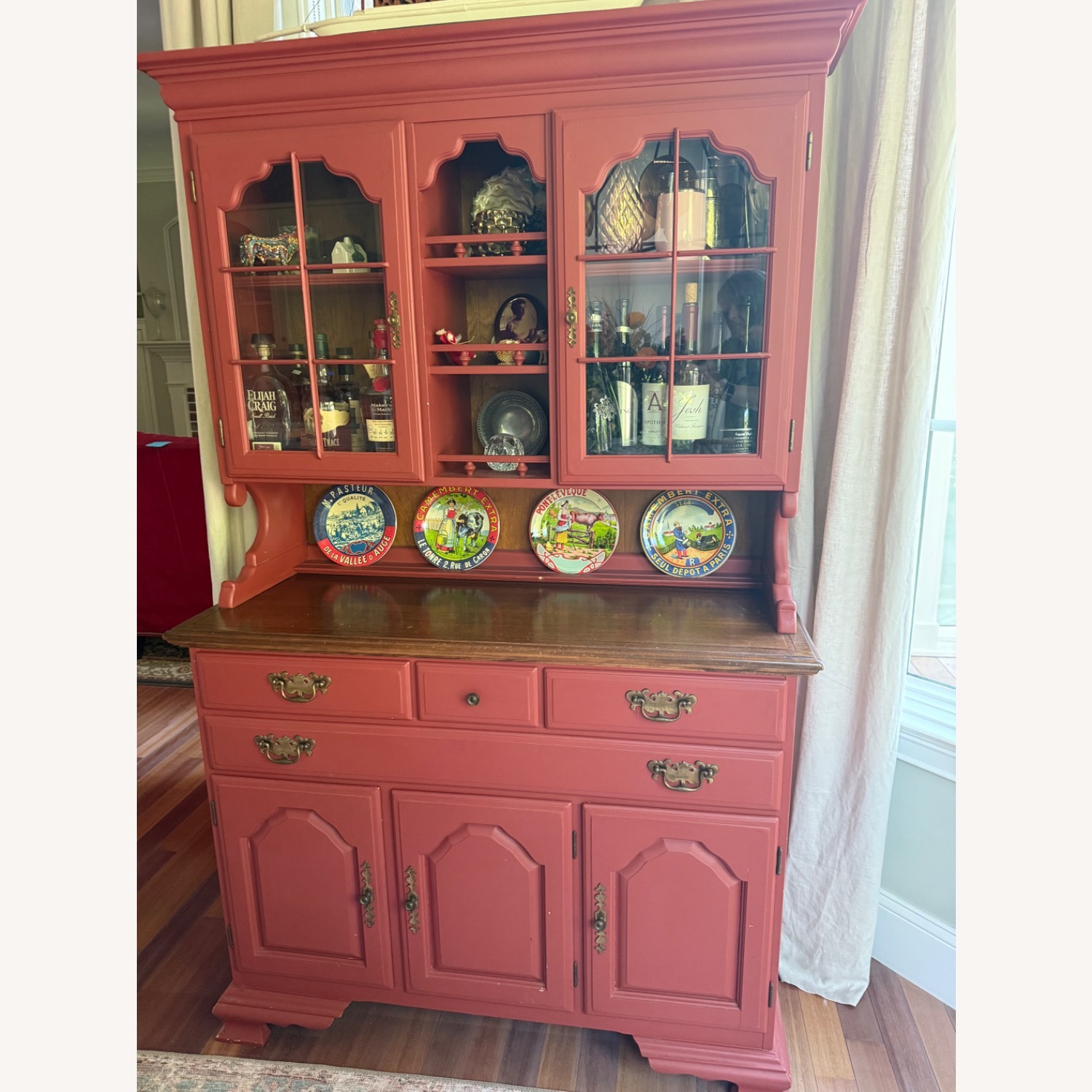 Cottage core vintage Wood Sideboard - image-2