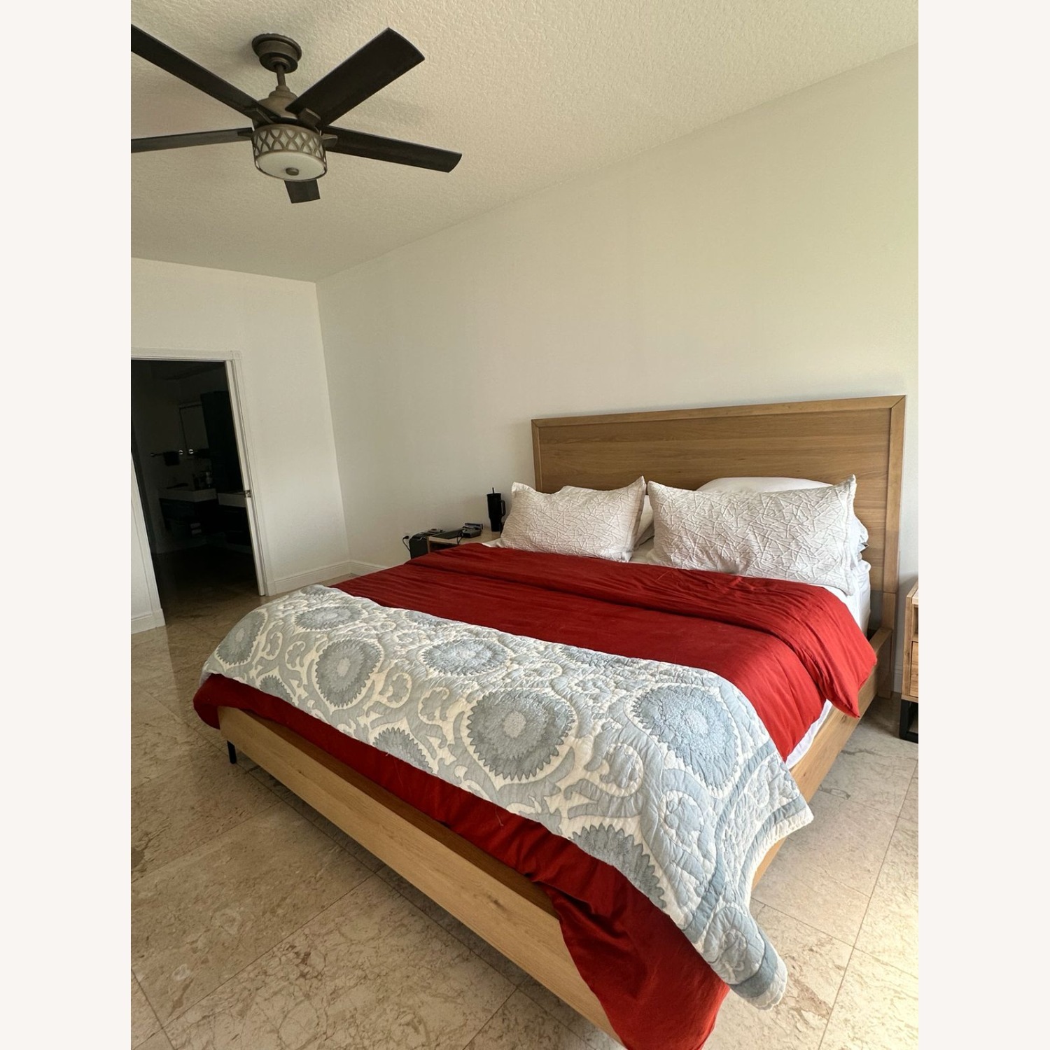 City Furniture Highland Light Brown Wood King Bed - image-3