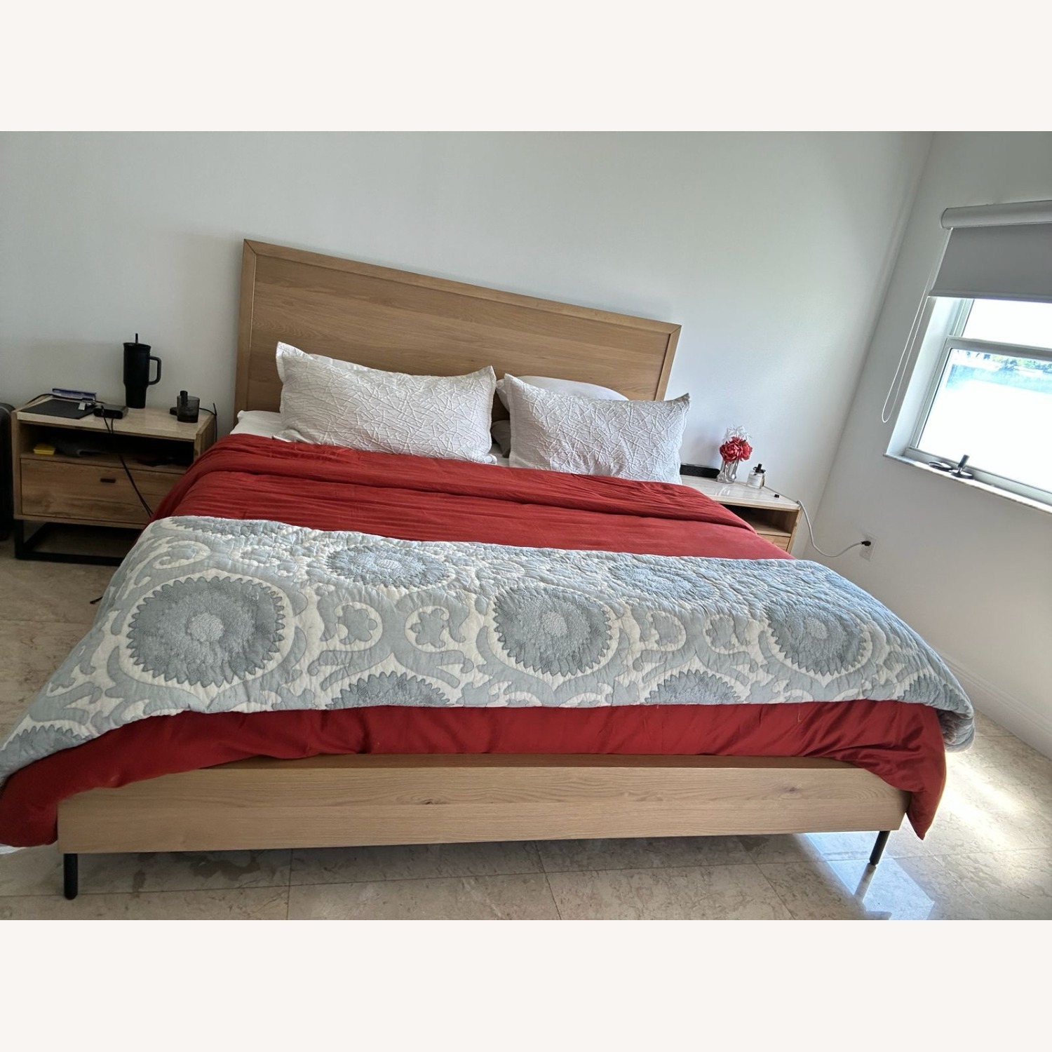 City Furniture Highland Light Brown Wood King Bed - image-2