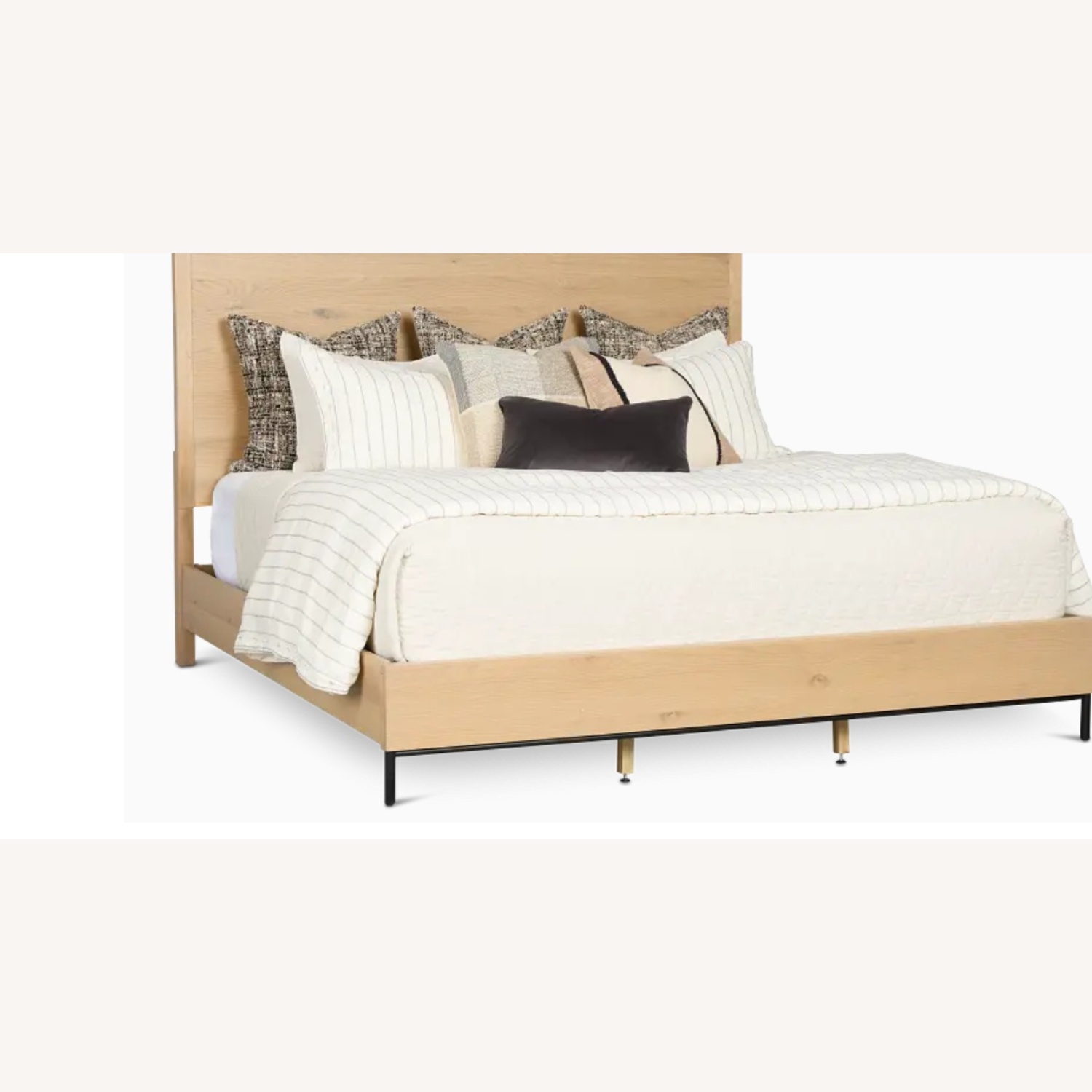 City Furniture Highland Light Brown Wood King Bed - image-4